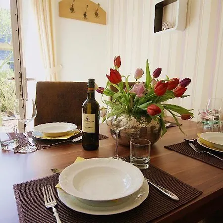 Villa-kamp-im-friesenstil-app-nr-02 شقة *